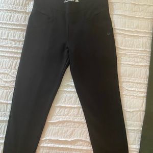 Betabrand pants. Black